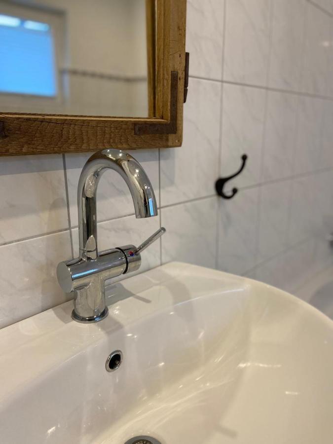 Ferienhaus Goebel'S Gute Stube Wirfus Exteriör bild